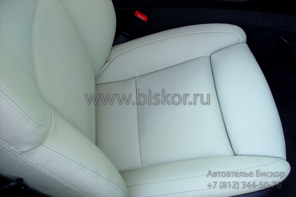 Перетяжка подушки переднего сиденья BMW 5 перфорированной кожей