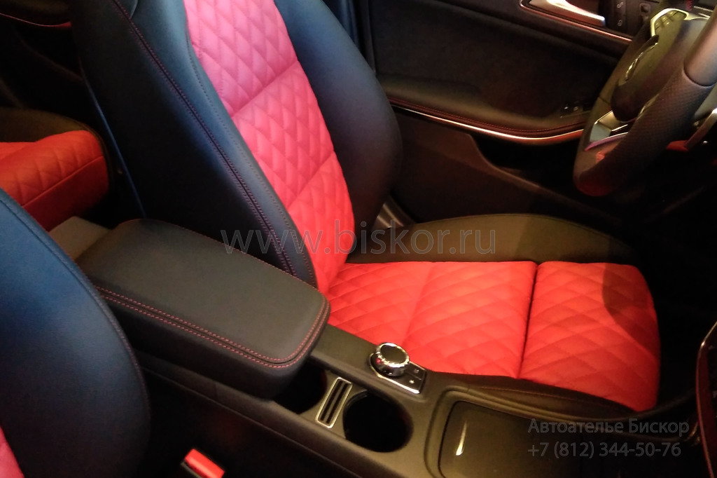 Перетяжка переднего сиденья Mercedes-Benz GLA красной и черной кожей